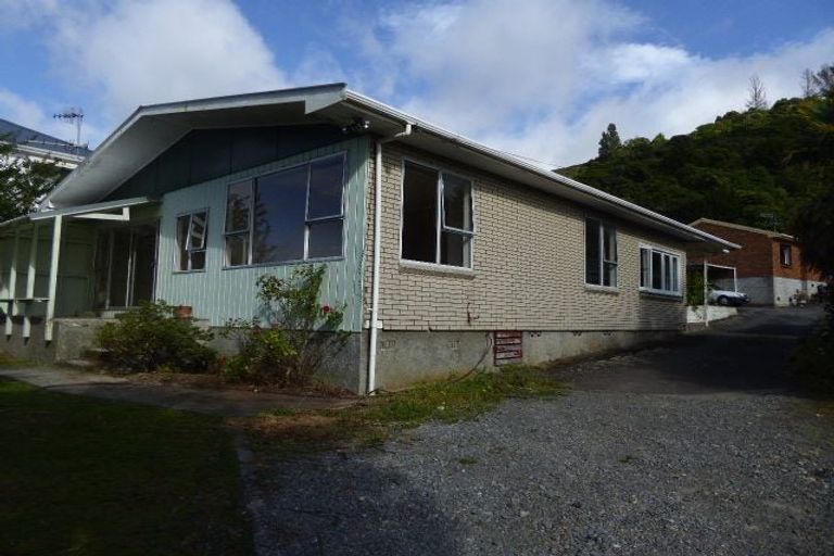 Photo of property in 20 Mcdougall Grove, Haywards, Lower Hutt, 5018