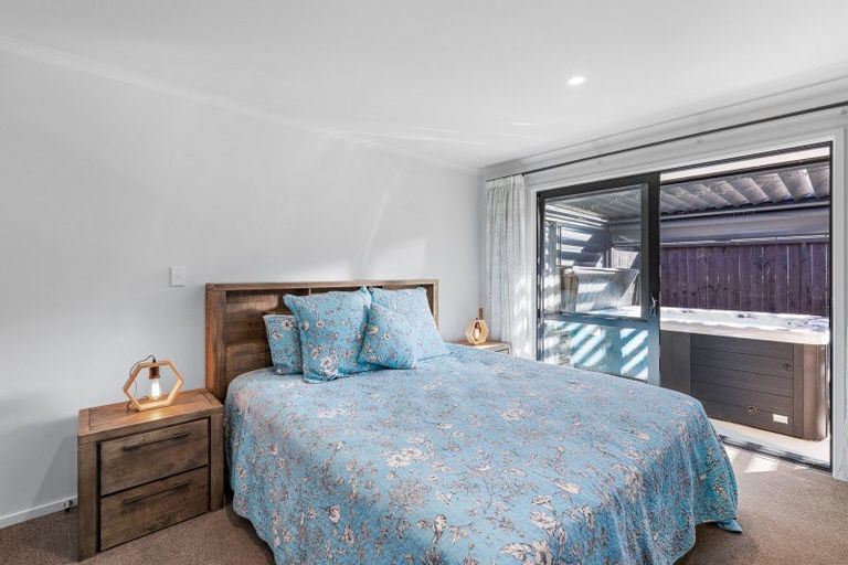 Photo of property in 18 Tomairangi Crescent, Pukekohe, 2120