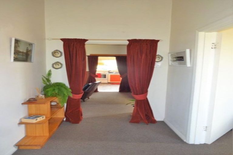 Photo of property in 128 Queen Street, Westport, 7825