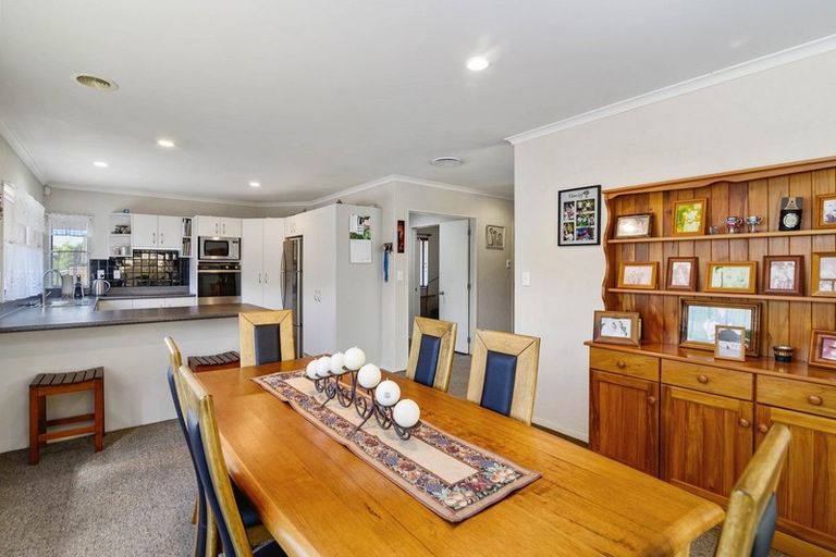 Photo of property in 19 Heaphy Place, Pukehangi, Rotorua, 3015