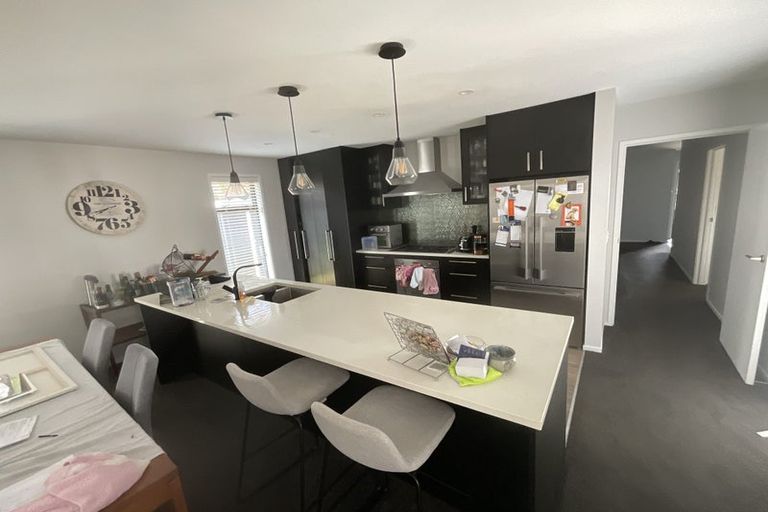 Photo of property in 12 Lamborn Drive, Papakura, 2110