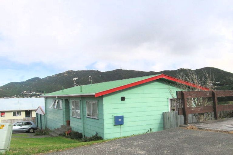 Photo of property in 65 Victory Avenue, Karori, Wellington, 6012