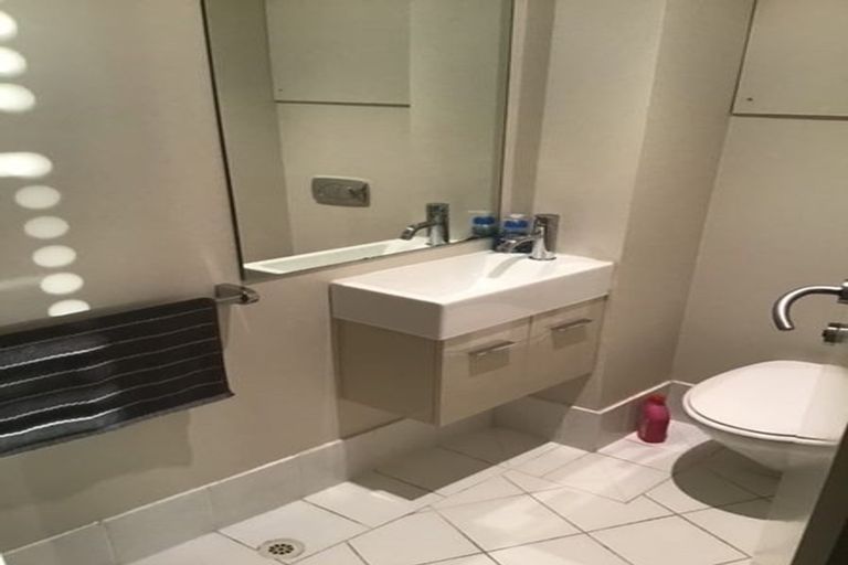 Photo of property in Civic Chambers Apartments, 2b/25 Cuba Street, Te Aro, Wellington, 6011