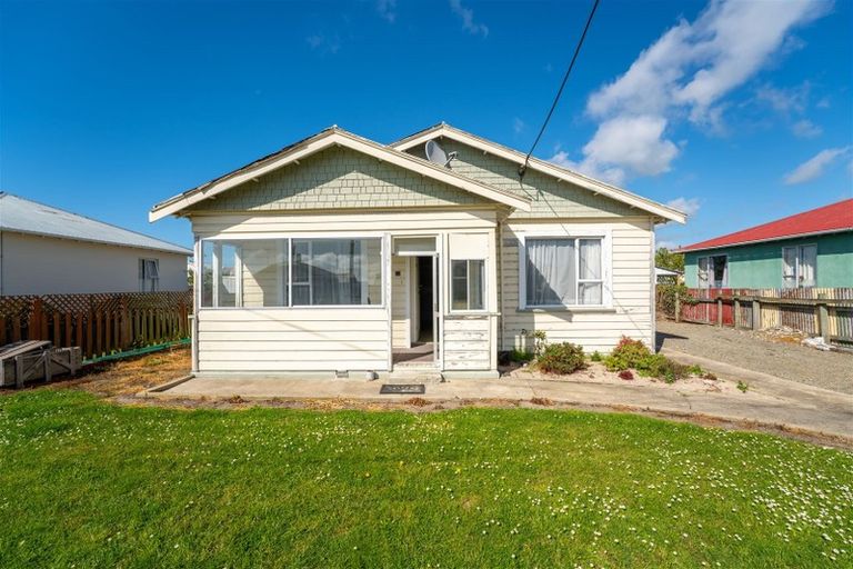 Photo of property in 15 Lynn Street, Oamaru North, Oamaru, 9400