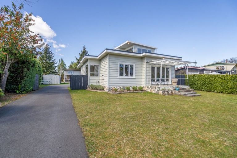 Photo of property in 23 Home Street, Manapouri, 9679