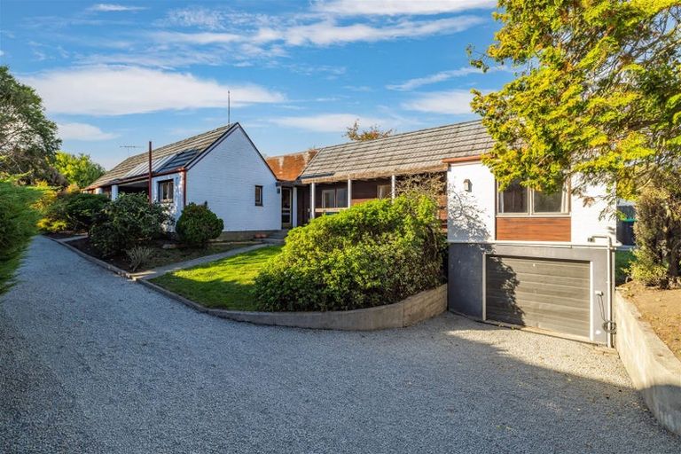 Photo of property in 385 Yaldhurst Road, Russley, Christchurch, 8042