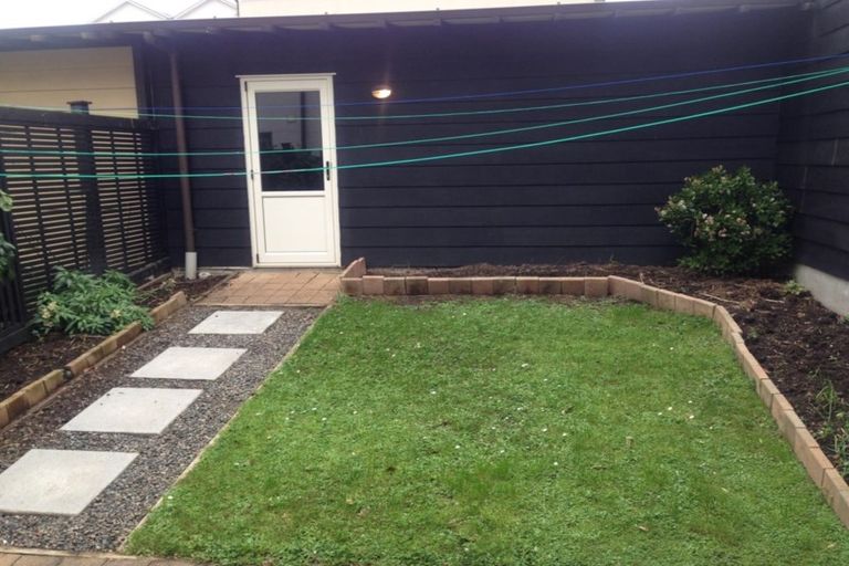 Photo of property in 3 Kirikiri Lane, East Tamaki, Auckland, 2013