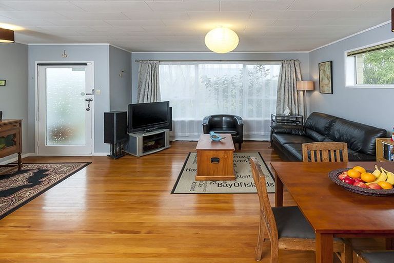 Photo of property in 1/40 Hope Farm Avenue, Pakuranga Heights, Auckland, 2010