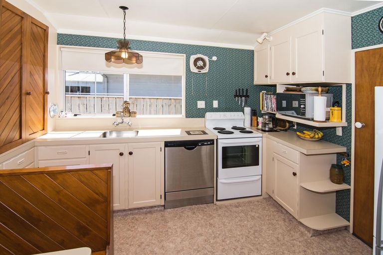 Photo of property in 14 Fraser Street, Masterton, 5810