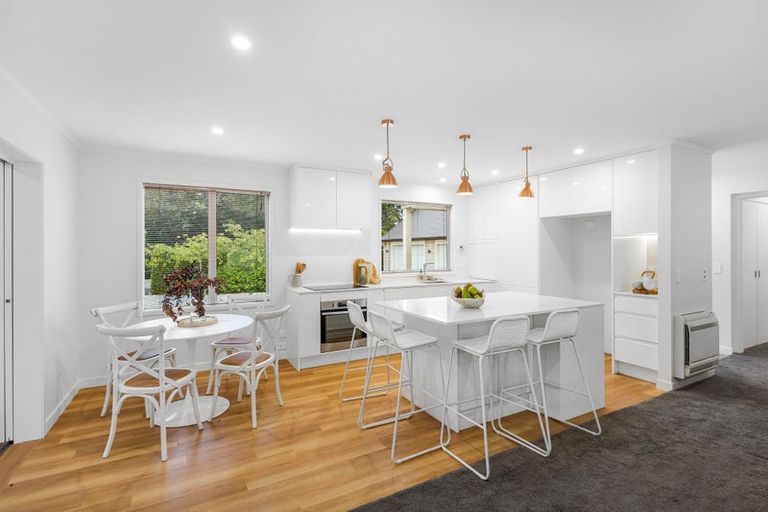 Photo of property in 216 Whincops Road, Halswell, Christchurch, 8025