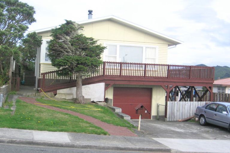 Photo of property in 20 Lomita Road, Johnsonville, Wellington, 6037