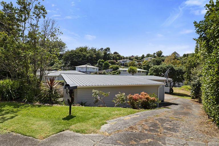 Photo of property in 65 Seaview Road, Marfell, New Plymouth, 4310