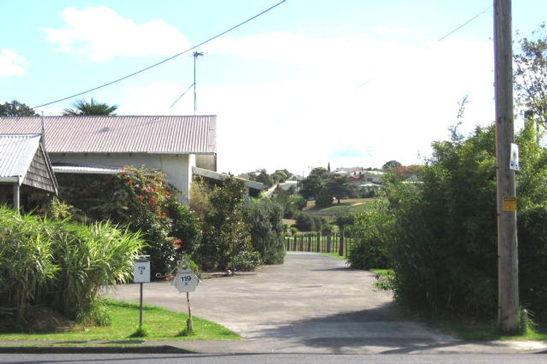 Photo of property in 2/119 Portage Road, New Lynn, Auckland, 0600