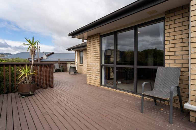 Photo of property in 36 Turriff Crescent, Kenepuru, Porirua, 5022