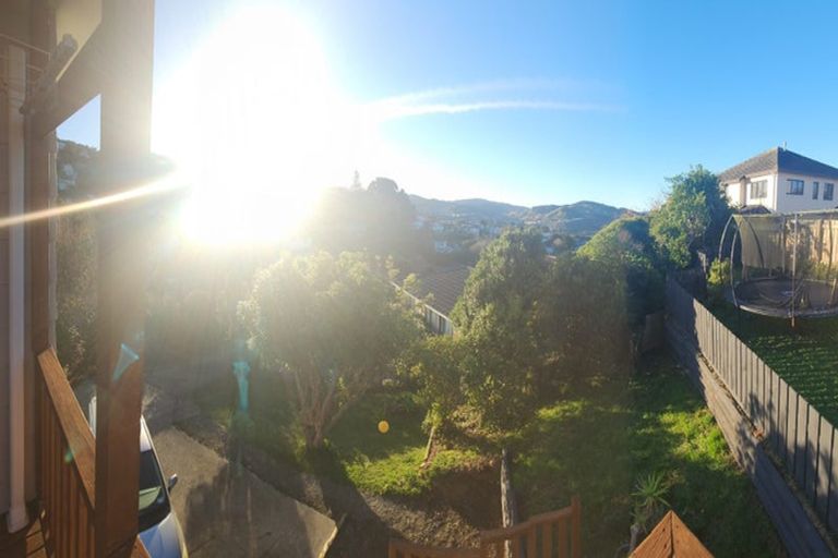 Photo of property in 10 Makatote Grove, Churton Park, Wellington, 6037