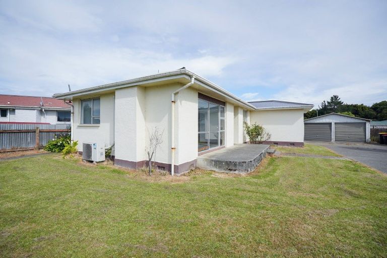 Photo of property in 17 Paisley Street, Kew, Invercargill, 9812