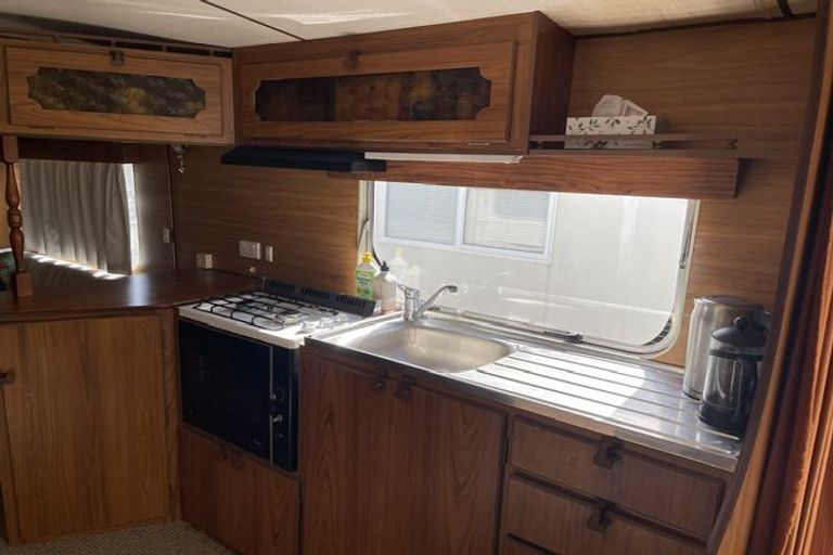 Photo of property in 39 Maunganui Road, Mount Maunganui, 3116