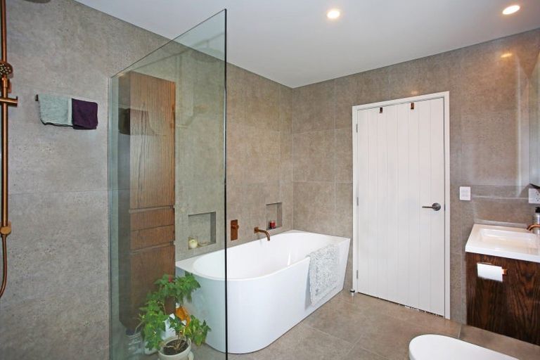 Photo of property in 569 Karioitahi Road, Lake Puketi, Waiuku, 2683