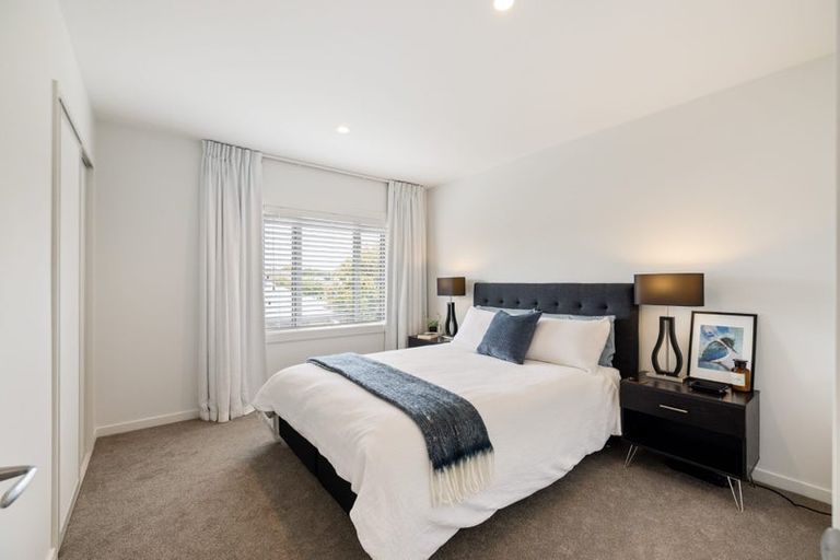 Photo of property in 33 Applefield Court, Northwood, Christchurch, 8051