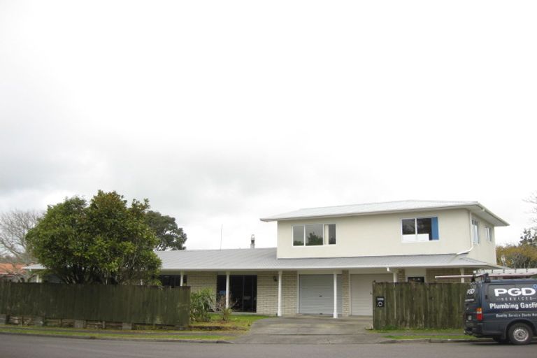 Photo of property in 3 Bushview Place, Upper Vogeltown, New Plymouth, 4310