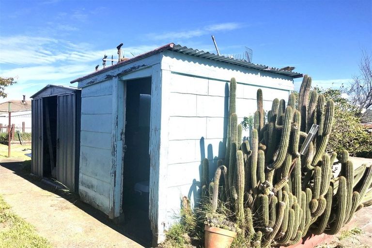 Photo of property in 9 Freyberg Terrace, Waipukurau, 4200