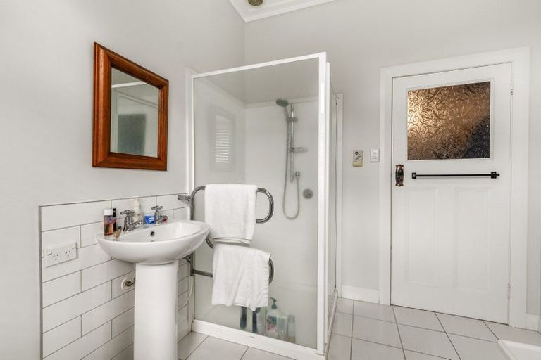 Photo of property in 1 Vogel Street, Cambridge, 3434