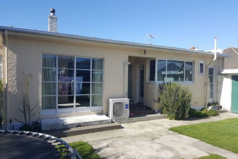 Photo of property in 70 Shearman Street, Waimate, 7924