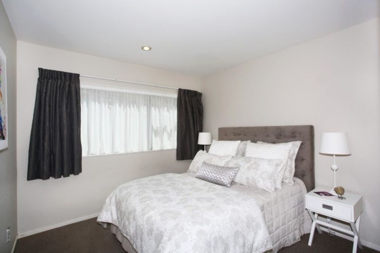 Photo of property in 15 Bob Craig Place, Pukekohe, 2120