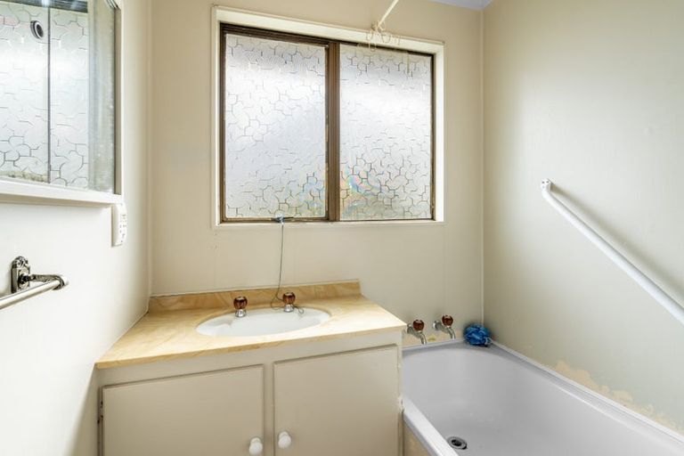 Photo of property in 36 Church Street, Winton, 9720