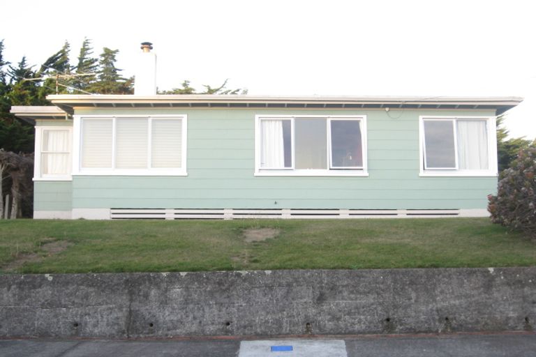 Photo of property in 5 Morere Street, Titahi Bay, Porirua, 5022