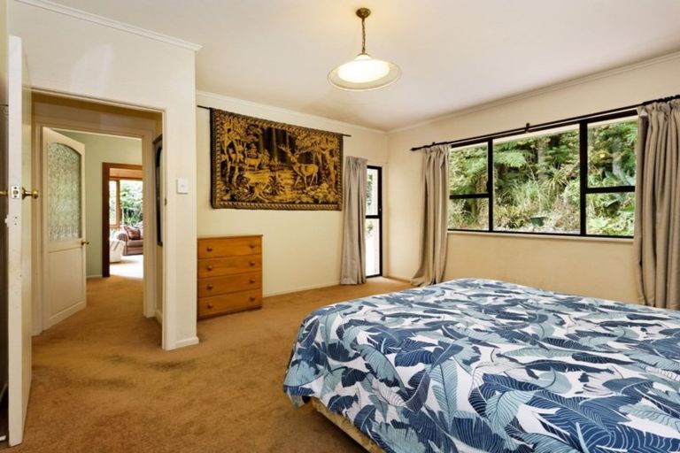 Photo of property in 357 Titirangi Road, Titirangi, Auckland, 0604
