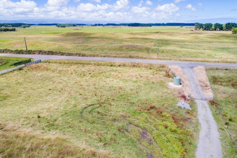 Photo of property in 76 Himatangi Beach Road, Himatangi, Foxton, 4891