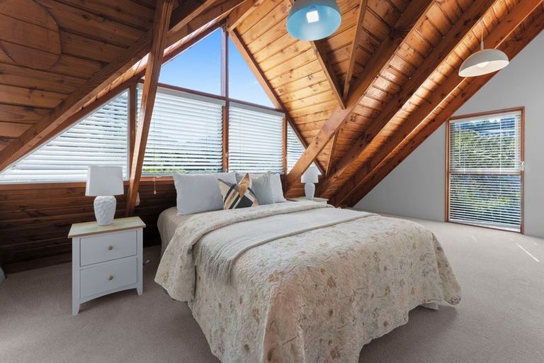 Photo of property in 20 Montressor Place, Howick, Auckland, 2014