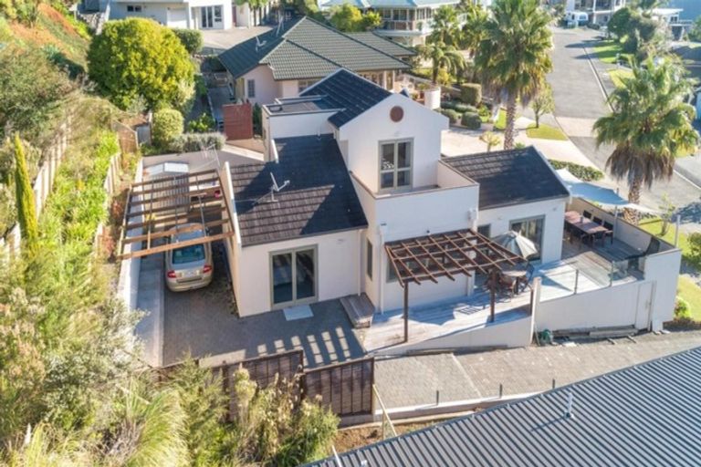 Photo of property in 115 Pacific View Drive, Whangamata, 3620