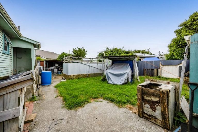 Photo of property in 85 Collins Street, Hawera, 4610