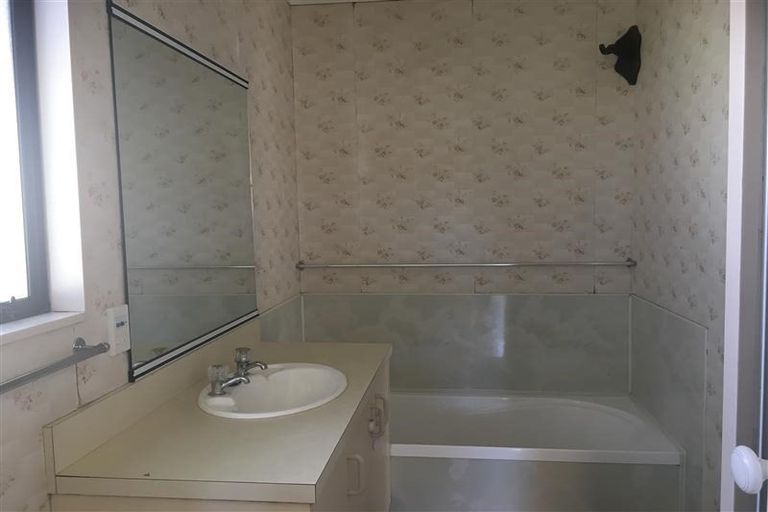 Photo of property in 15 Ferndown Close, Brookfield, Tauranga, 3110