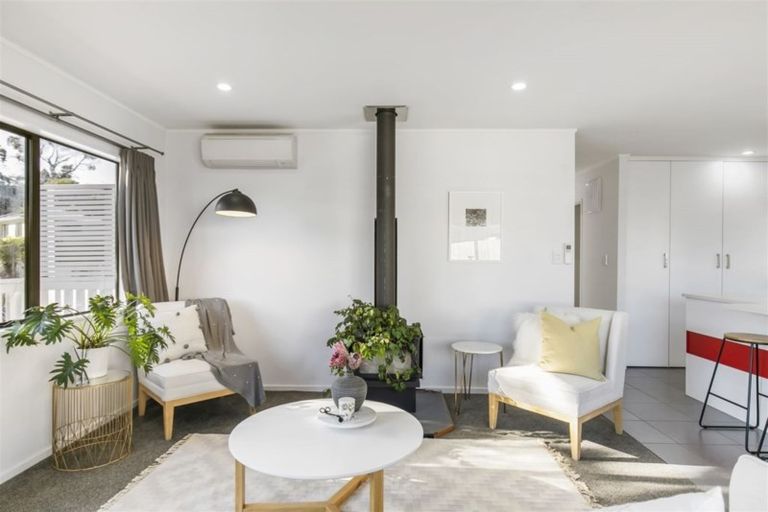 Photo of property in 2/58 James Street, Bayview, Auckland, 0629