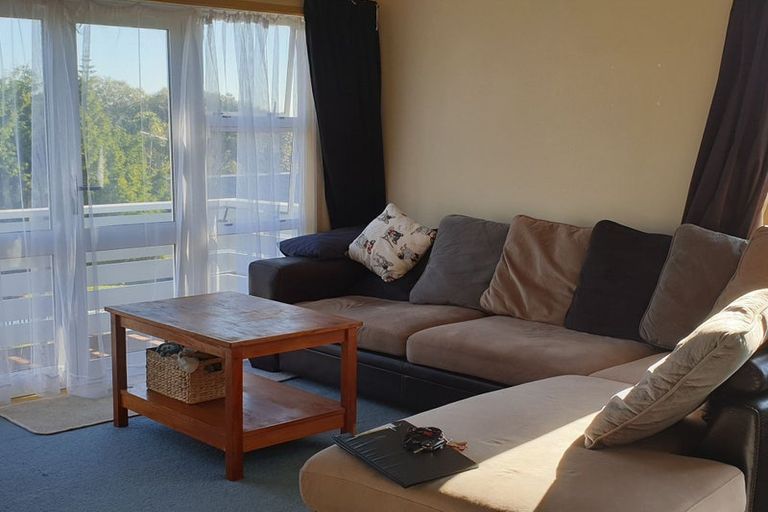 Photo of property in 3 Quinn Grove, Ranui, Porirua, 5024