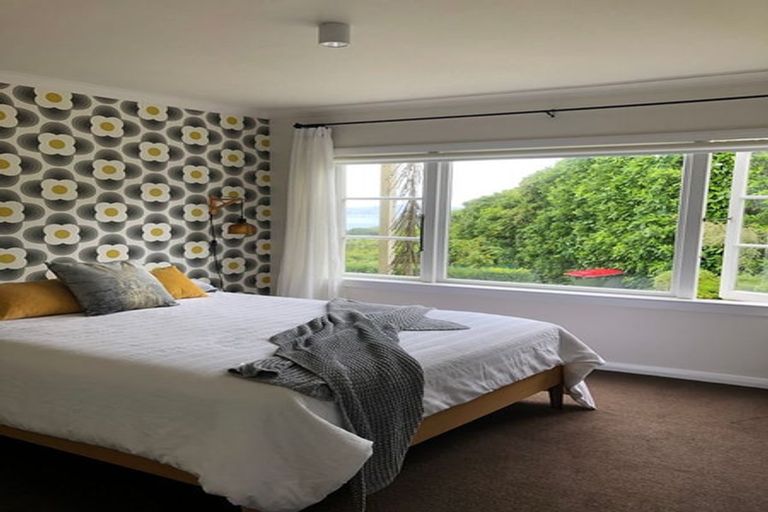 Photo of property in 47 Maungaraki Road, Korokoro, Lower Hutt, 5012