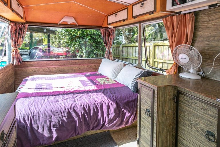 Photo of property in 121 Waireka Place, Whangamata, 3620