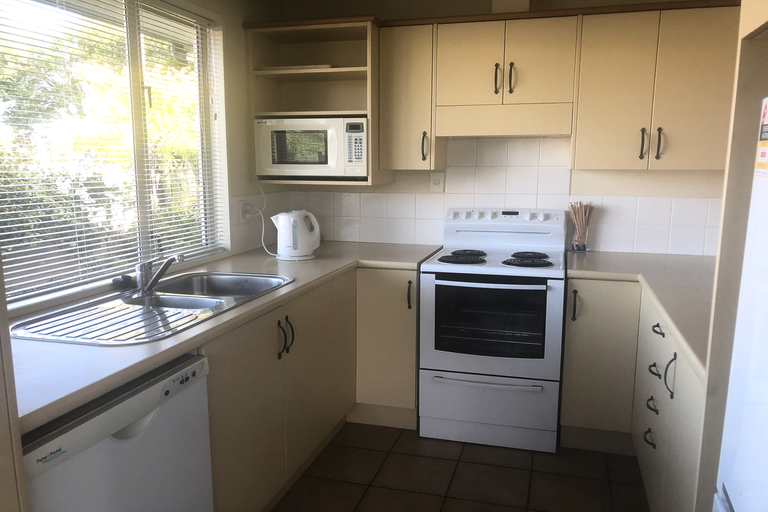 Photo of property in 2/1a Chalmers Street, Highfield, Timaru, 7910