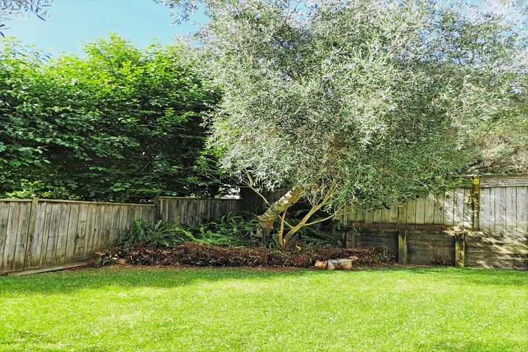 Photo of property in 8/41 The Avenue, Albany, Auckland, 0632