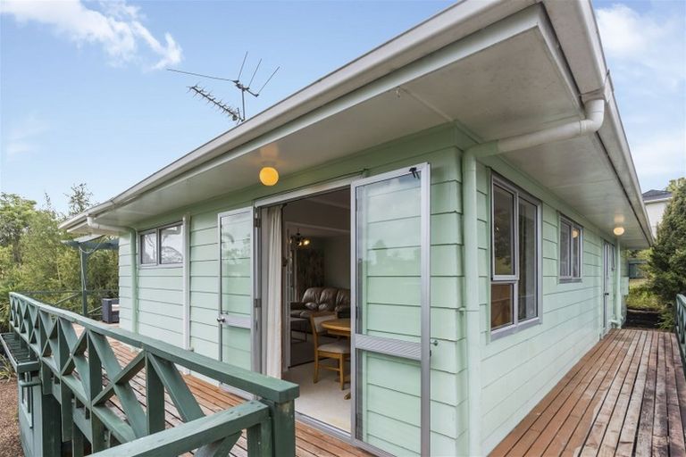 Photo of property in 49 Brunner Road, Glen Eden, Auckland, 0602