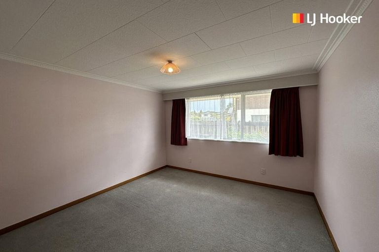 Photo of property in 30 Walton Park Avenue, Fairfield, Dunedin, 9018