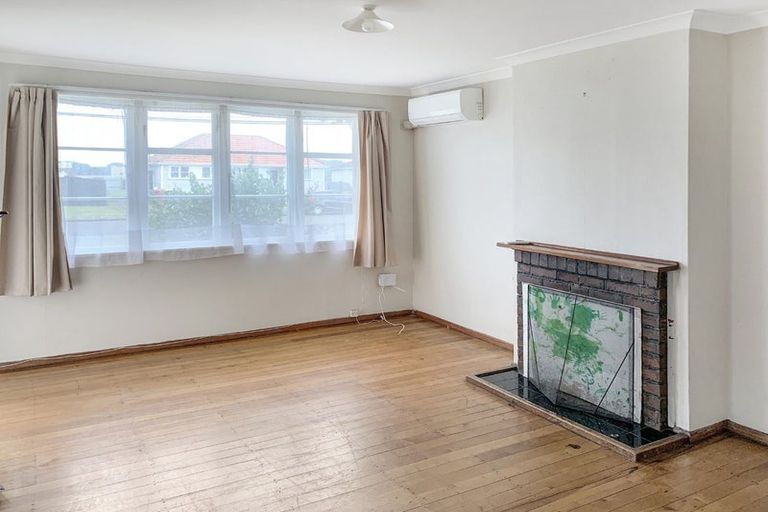 Photo of property in 12-14 Herrington Street, Foxton, 4814