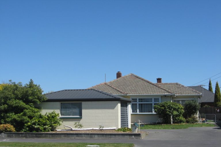 Photo of property in 2/28 Leacroft Street, Bishopdale, Christchurch, 8053