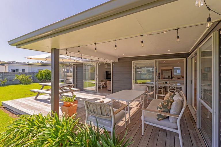 Photo of property in 44 Longreach Drive, Cooks Beach, Whitianga, 3591