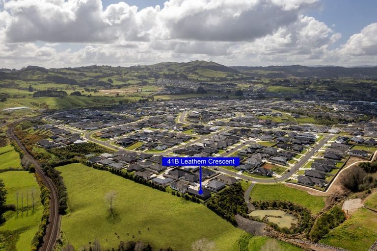 Photo of property in 41b Leathem Crescent, Pokeno, 2402