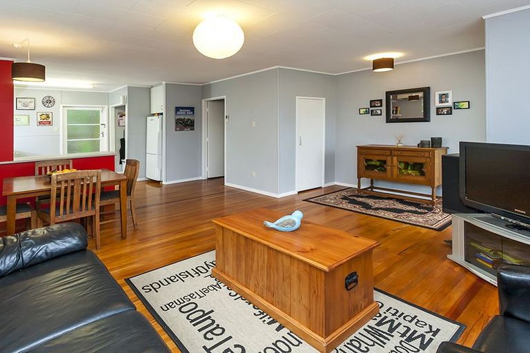 Photo of property in 1/40 Hope Farm Avenue, Pakuranga Heights, Auckland, 2010