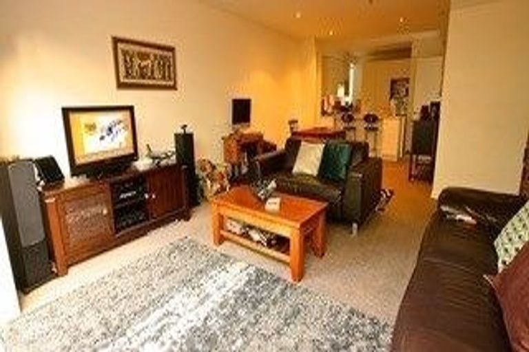 Photo of property in 493b Manchester Street, St Albans, Christchurch, 8014